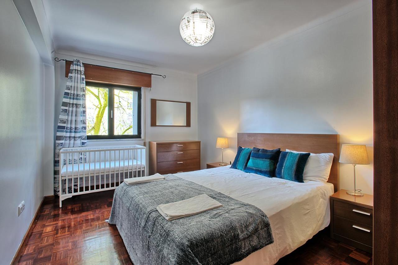 Garden Cristo Rei Apartment ลิสบอน ภายนอก รูปภาพ