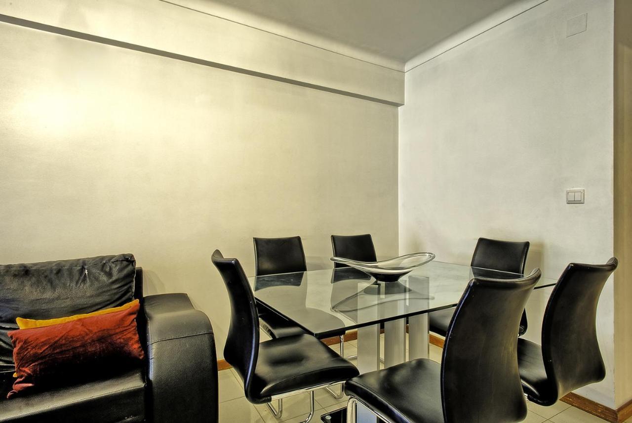 Garden Cristo Rei Apartment ลิสบอน ภายนอก รูปภาพ